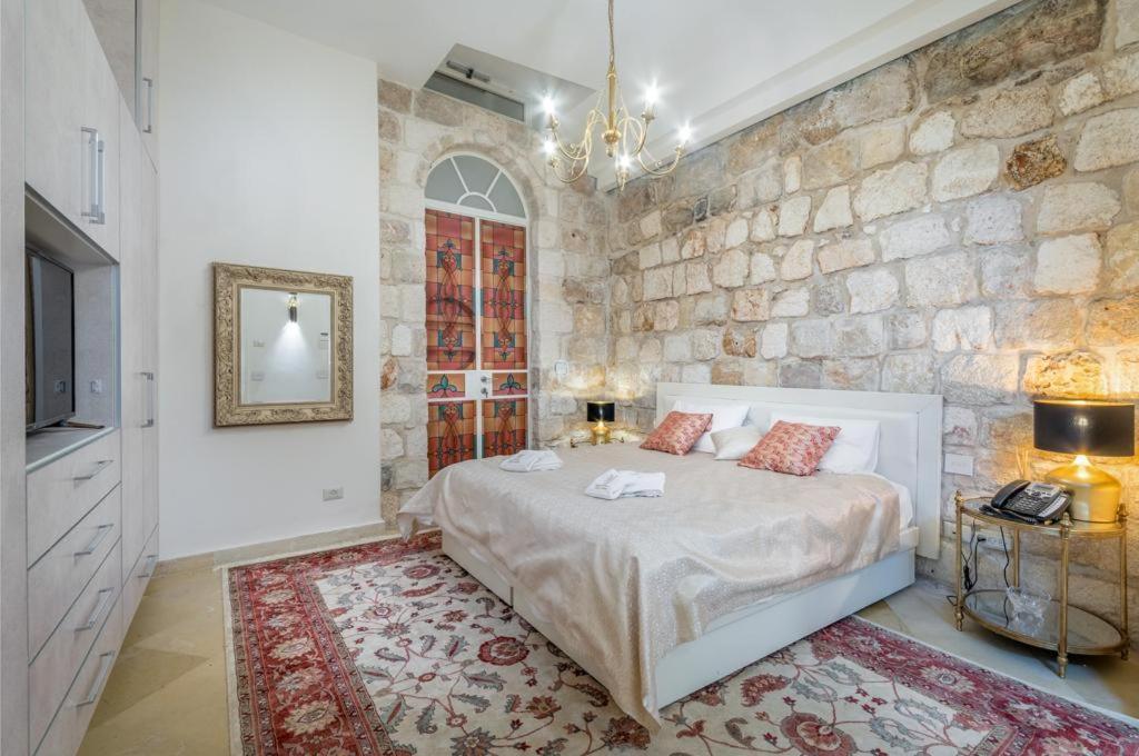 Western Wall Luxury House - Avraham Yerusalem Bagian luar foto